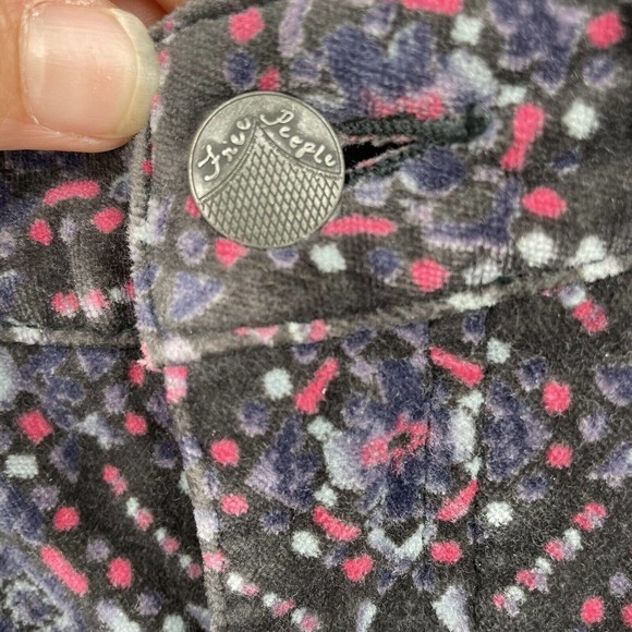 Free‎ People Women's Velvet Skinny Pants Stretch Geometric Print Size 25 - Picture 5 of 12